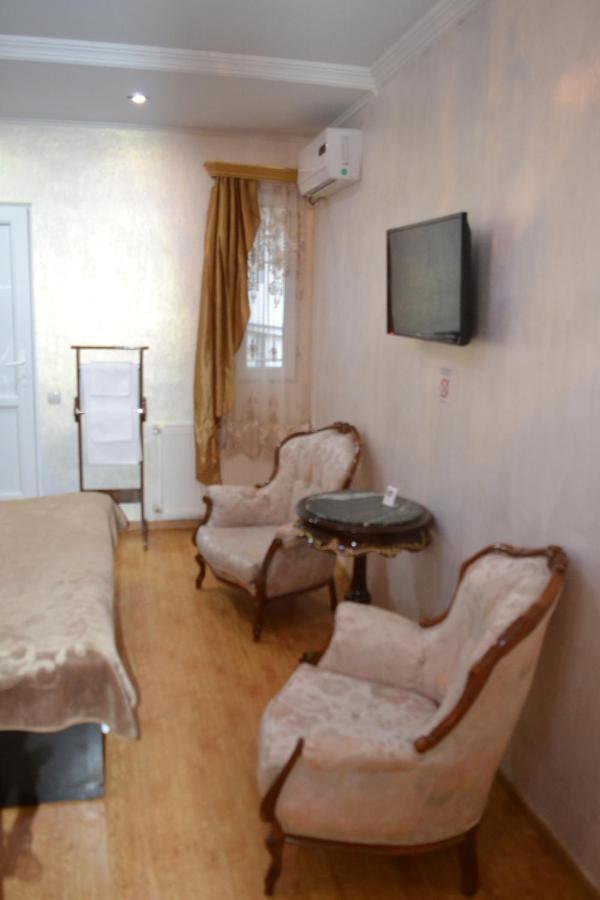 Hotel Mkudro Kutaisi Esterno foto