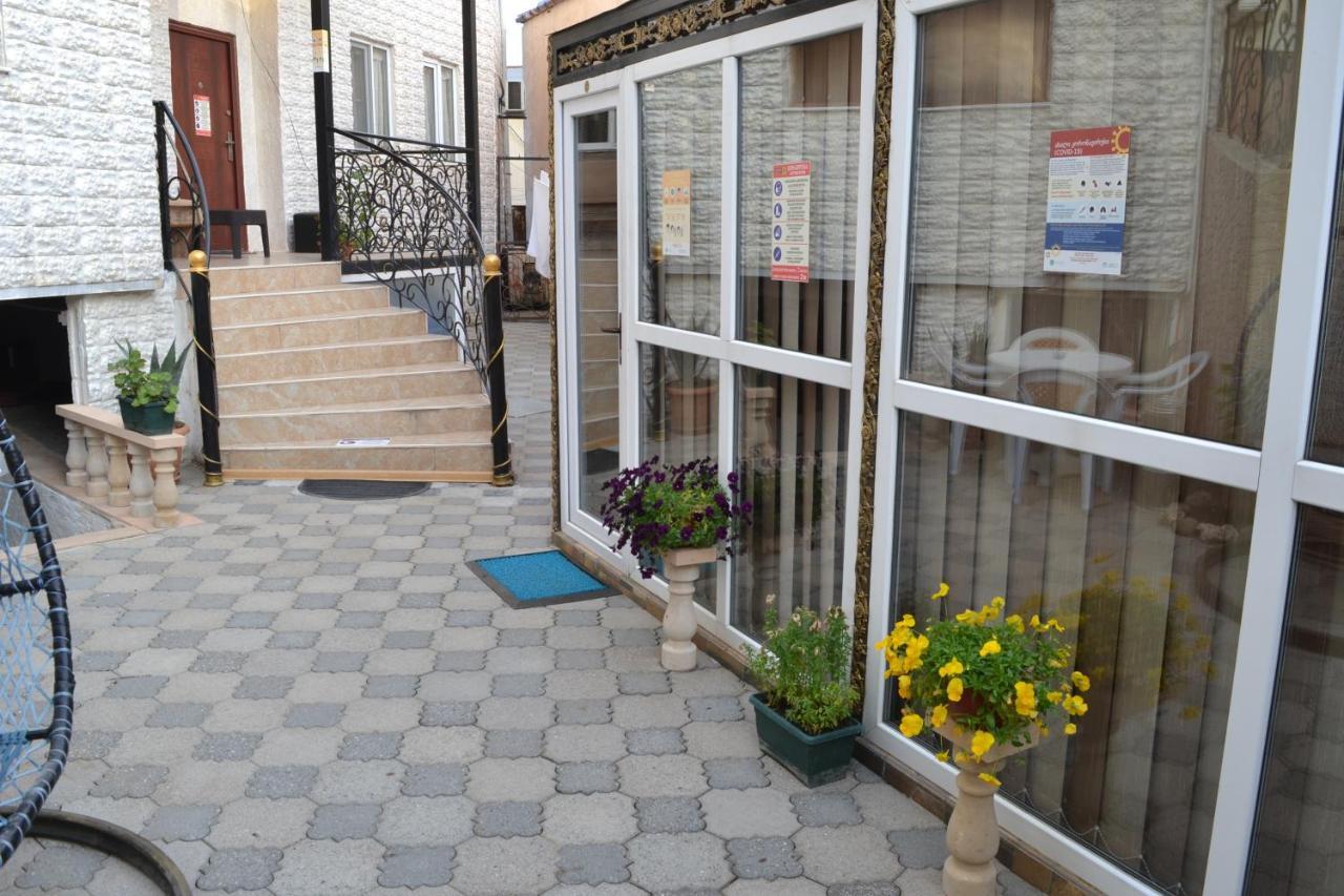 Hotel Mkudro Kutaisi Esterno foto