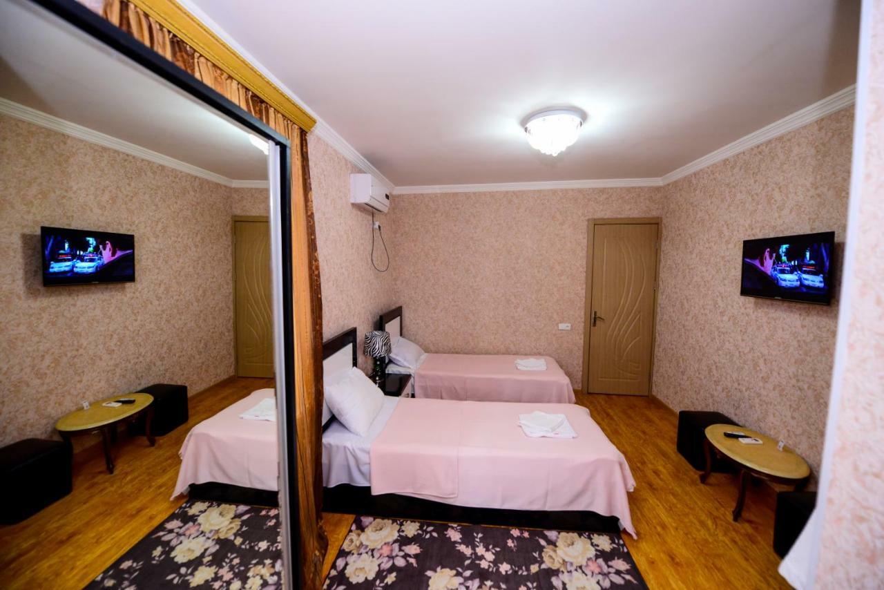 Hotel Mkudro Kutaisi Esterno foto