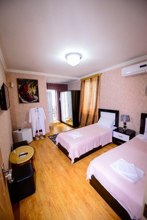 Hotel Mkudro Kutaisi Esterno foto