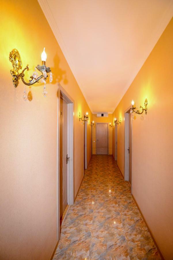 Hotel Mkudro Kutaisi Esterno foto