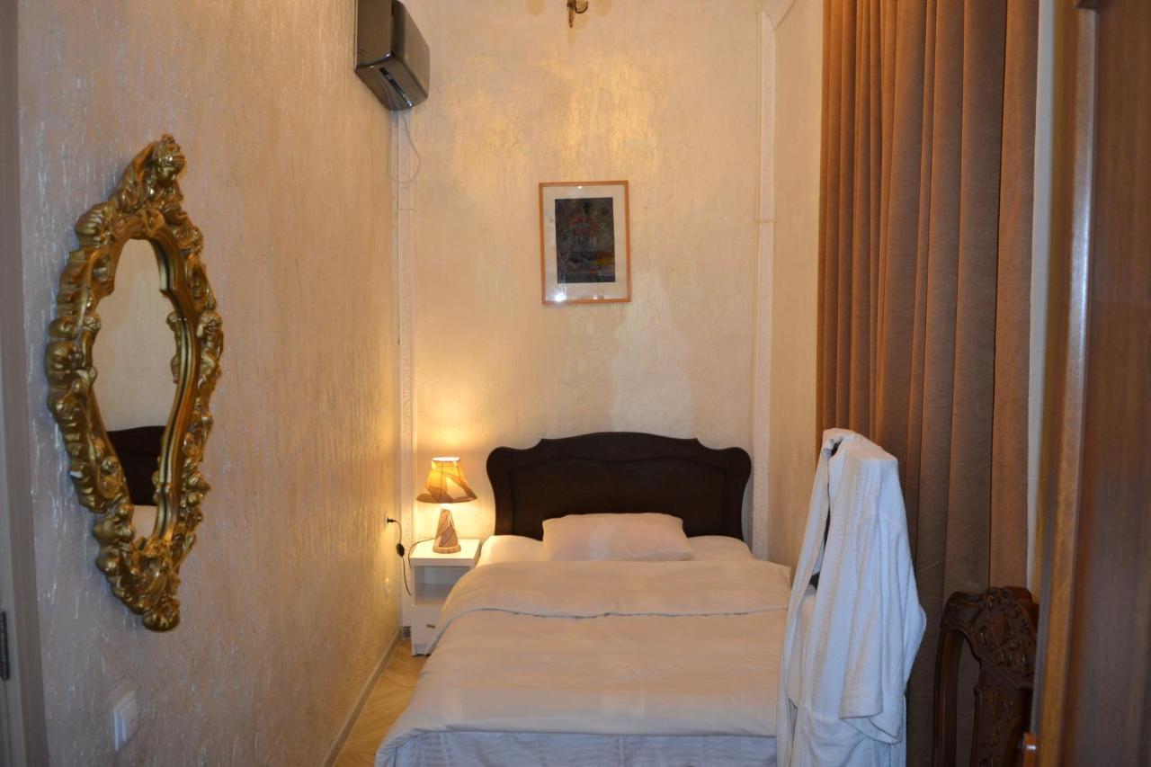 Hotel Mkudro Kutaisi Esterno foto